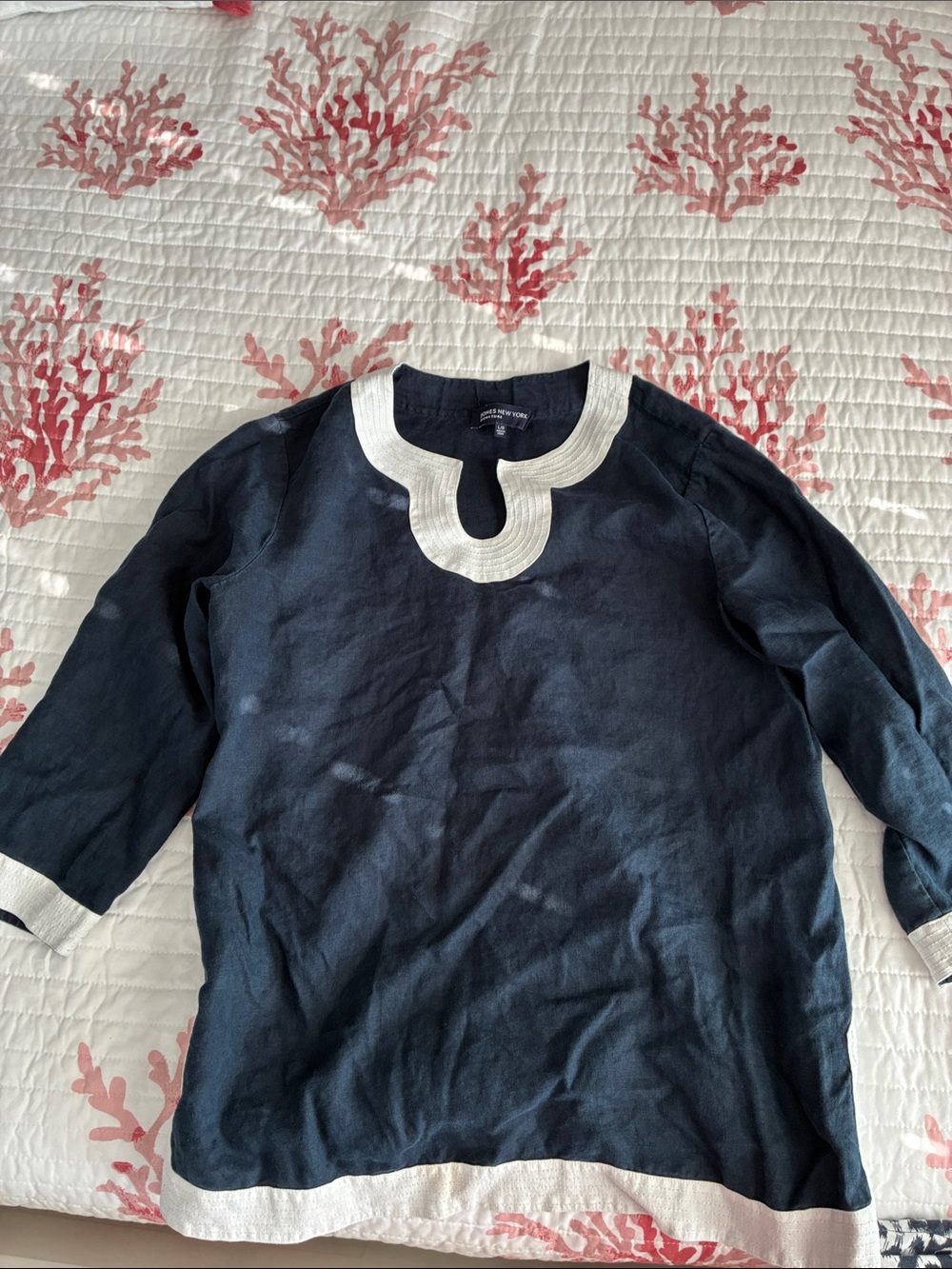 Jones New York Navy Long-Sleeve Tunic with White Trim
